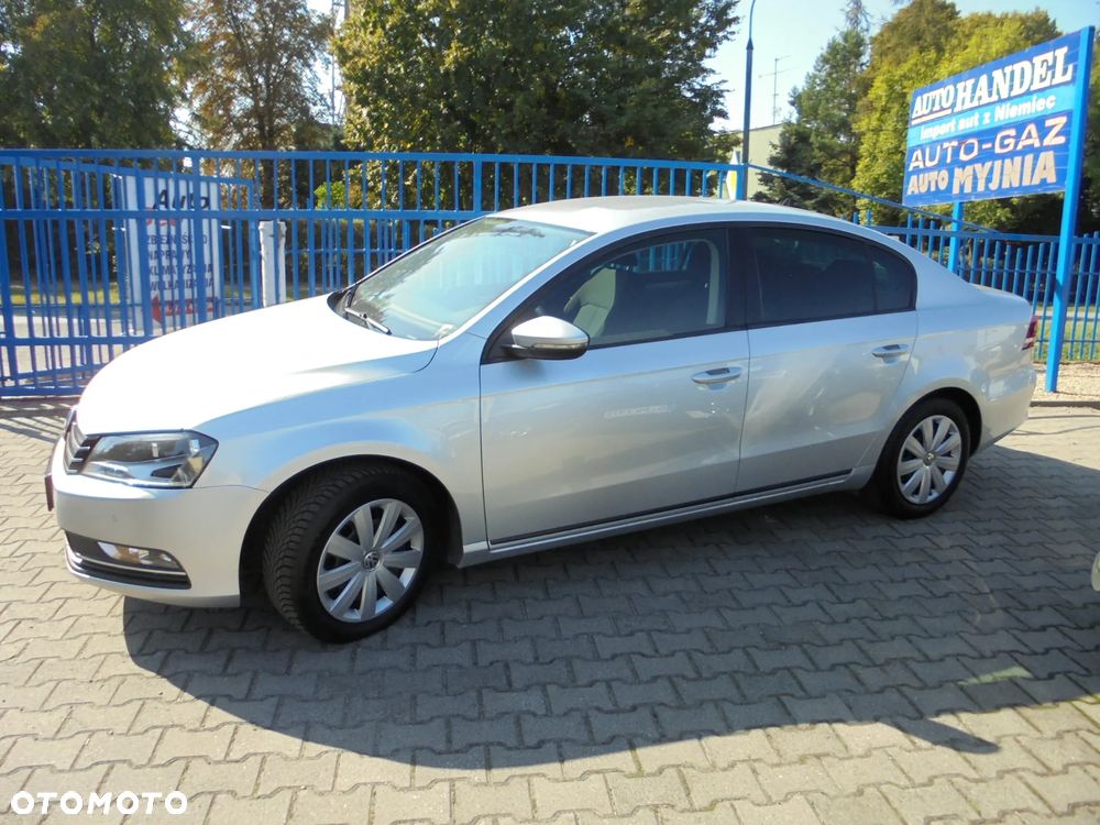 Volkswagen Passat 2.0 TDI Comfortline - 31