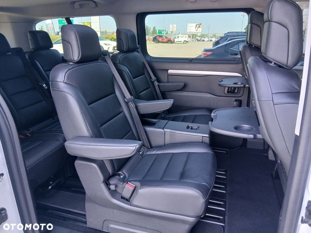 Toyota Proace Verso 2.0 D4-D Long VIP - 26