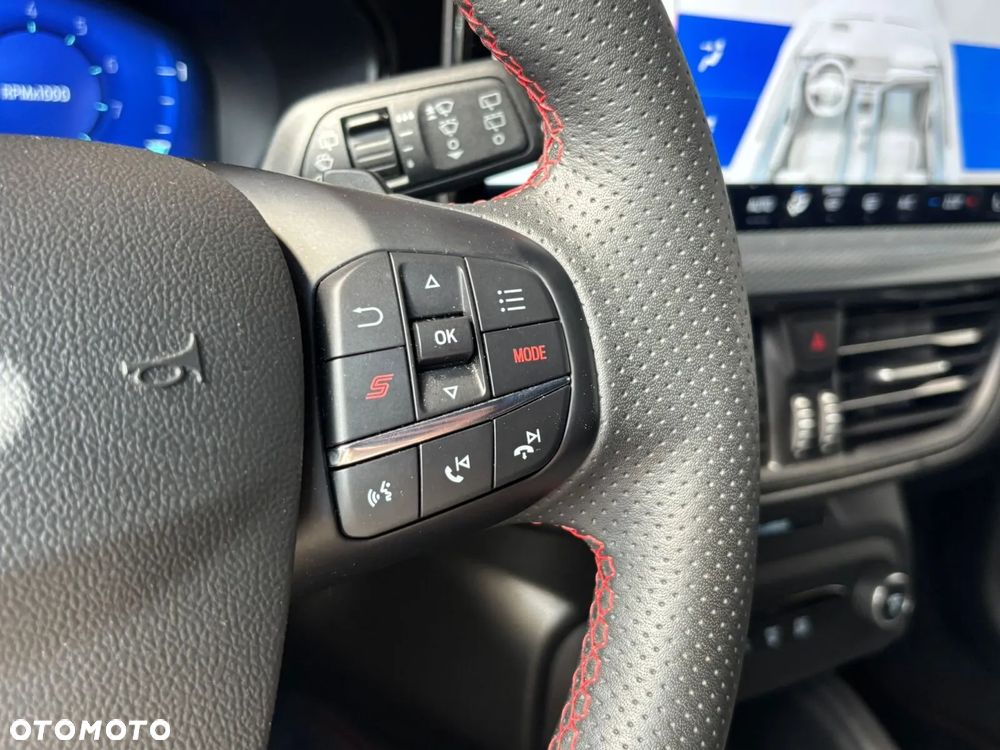 Ford Focus 2.3 EcoBoost ST X - 20