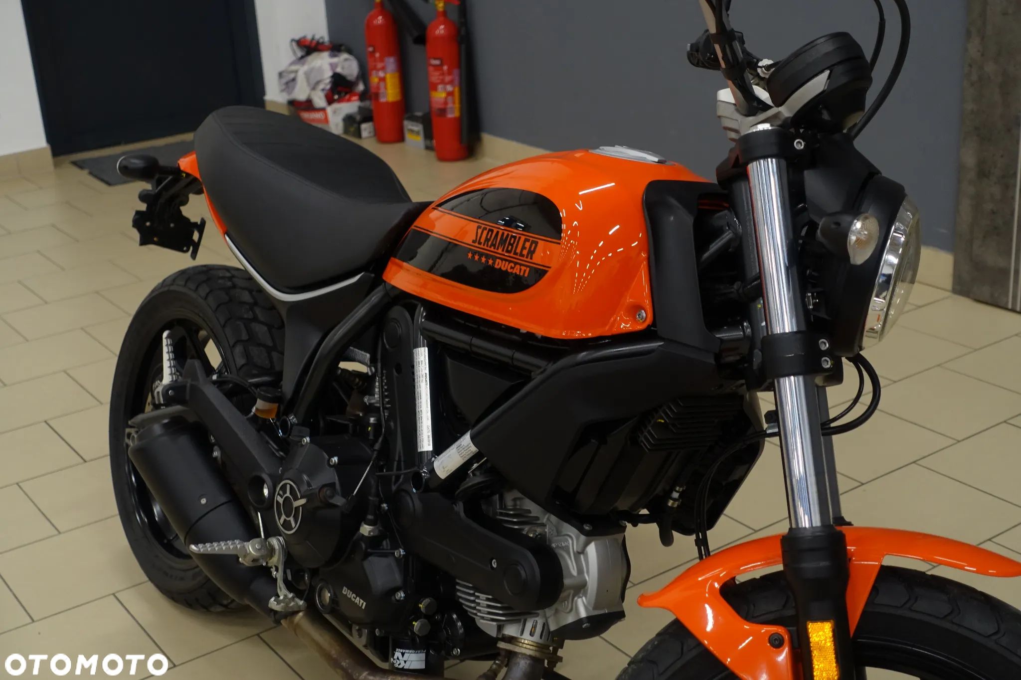 Ducati Scrambler - 1