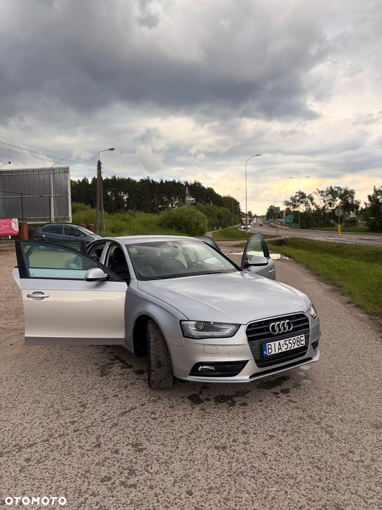 Audi A4 Limousine - 23