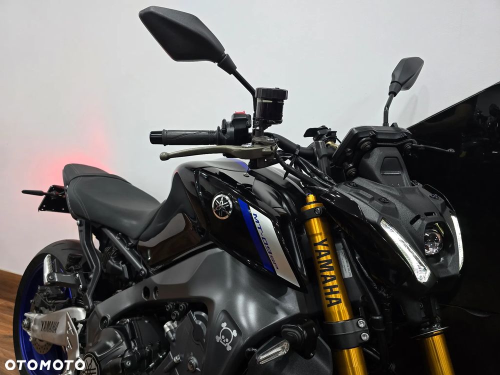 Yamaha MT - 32