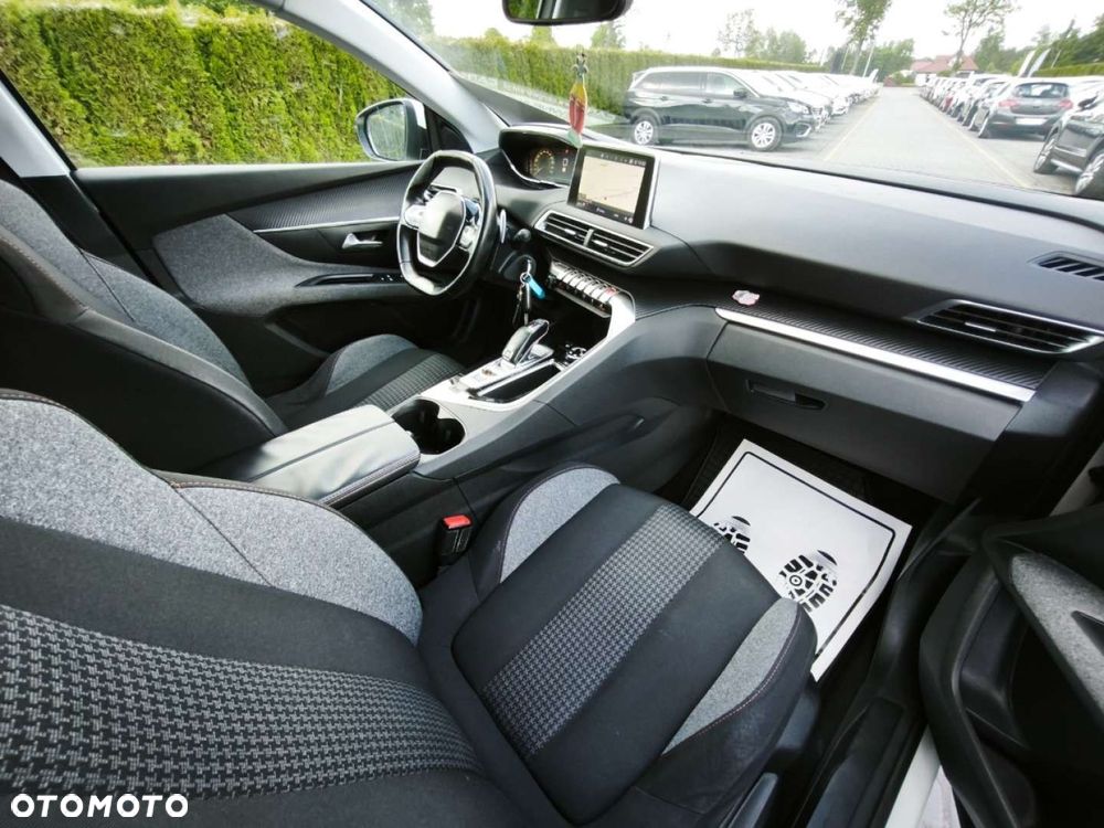 Peugeot 5008 - 9