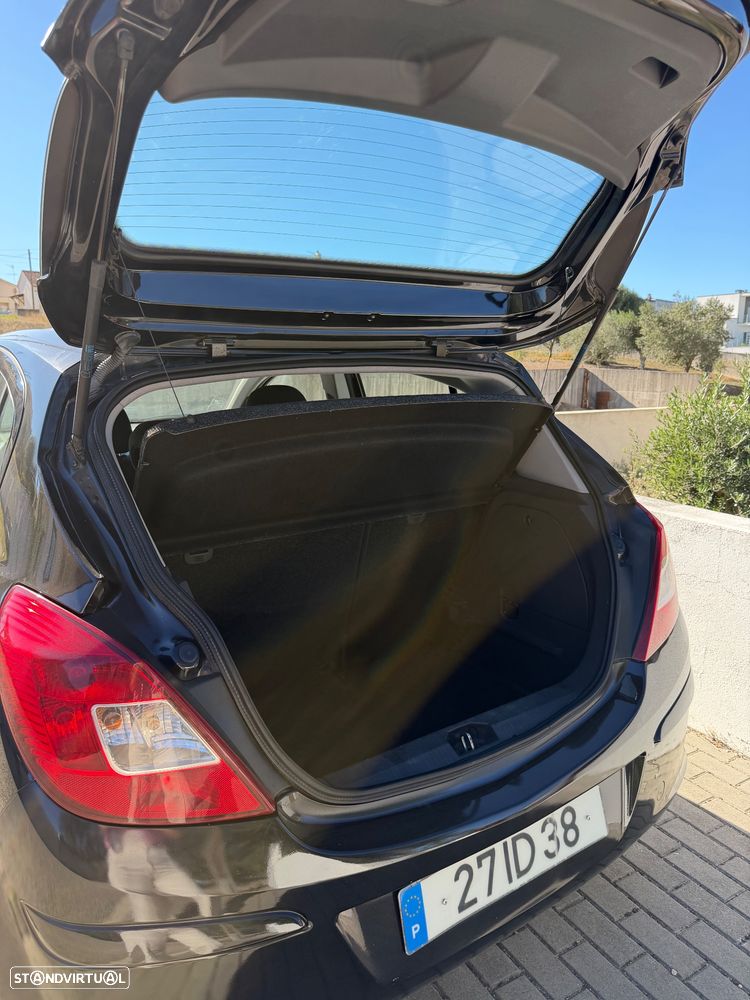 Opel Corsa 1.2 Cosmo - 15