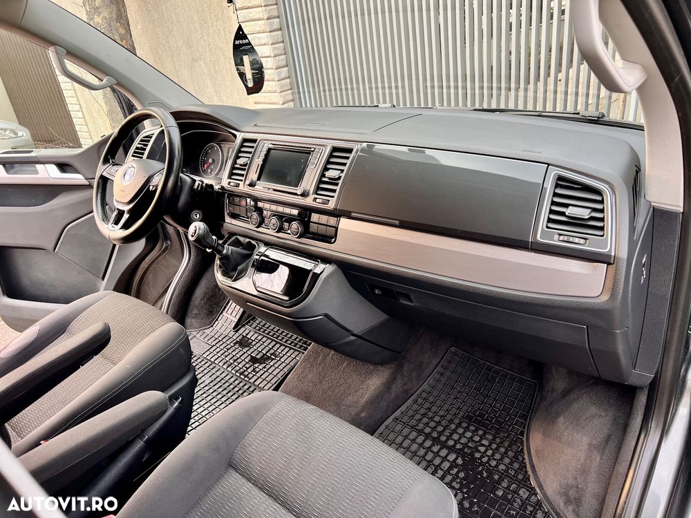 Volkswagen Multivan - 9