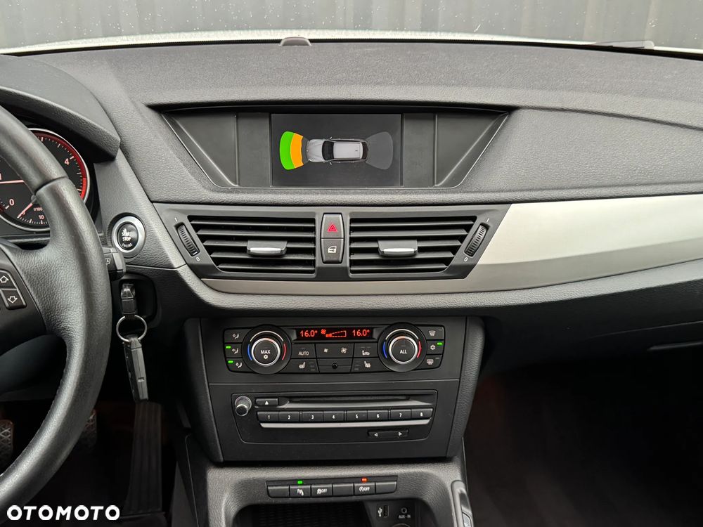 BMW X1 sDrive18d - 29