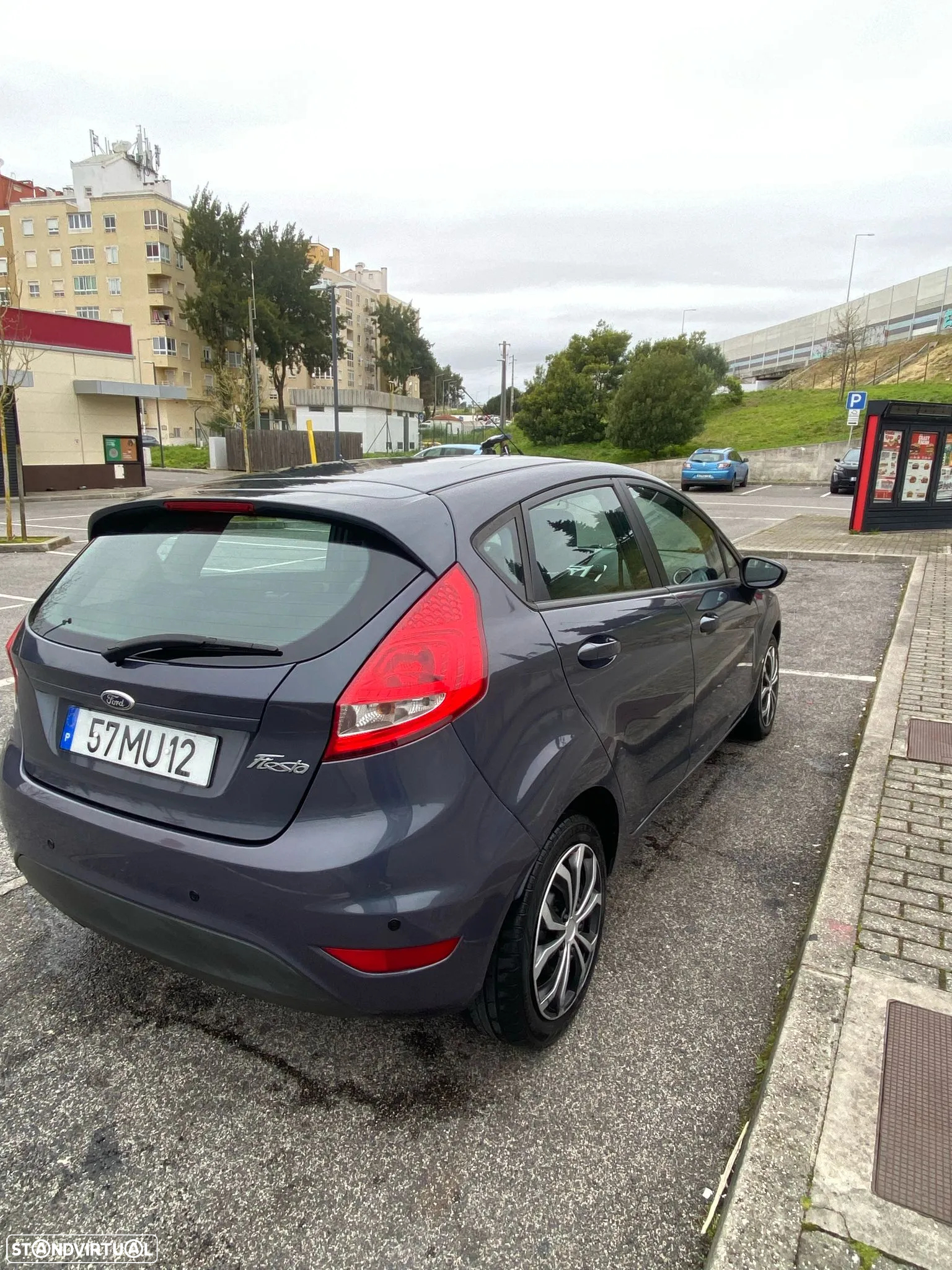 Ford Fiesta 1.4 TDCi Techno - 2