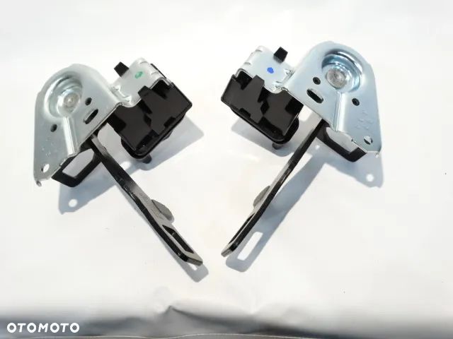 MINI COOPER F55 F56 Zamek Zawias  Rygiel Tylnej Klapy Oparcia 7317711 - 1