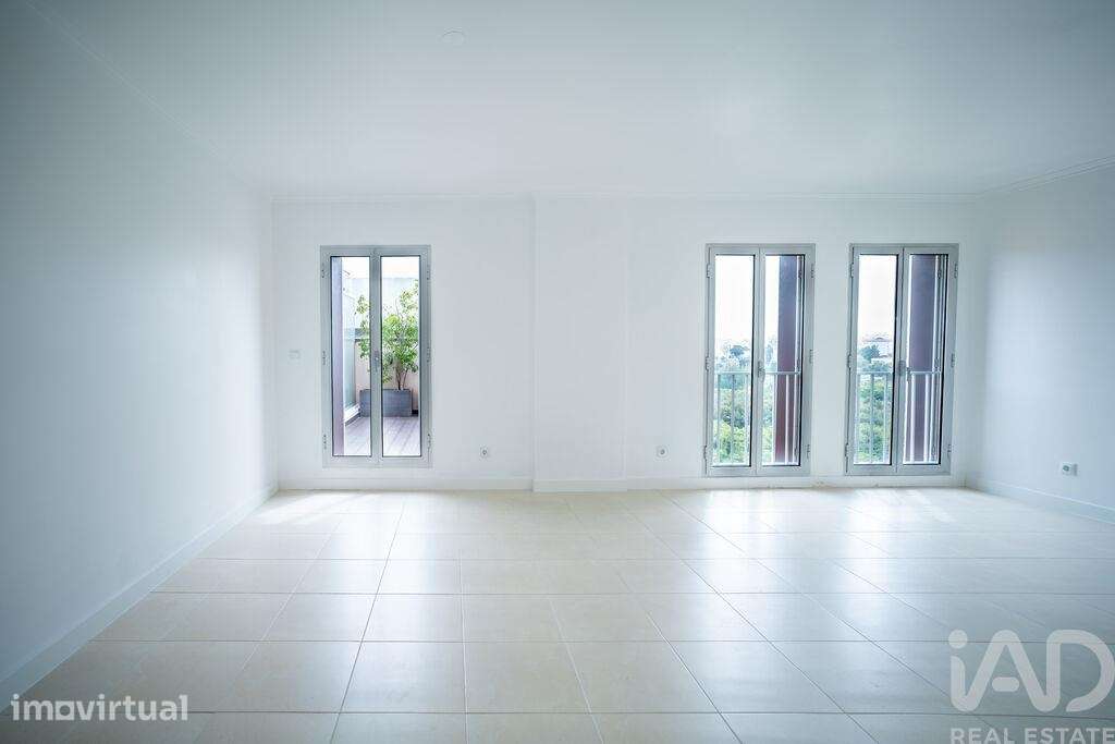 Apartamento T2 em Marvila de 84 m2 - Grande imagem: 2/31
