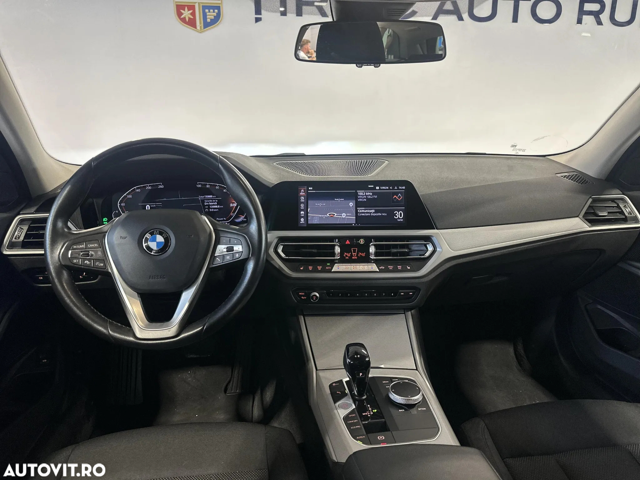BMW Seria 3 320d Touring xDrive Aut. - 9