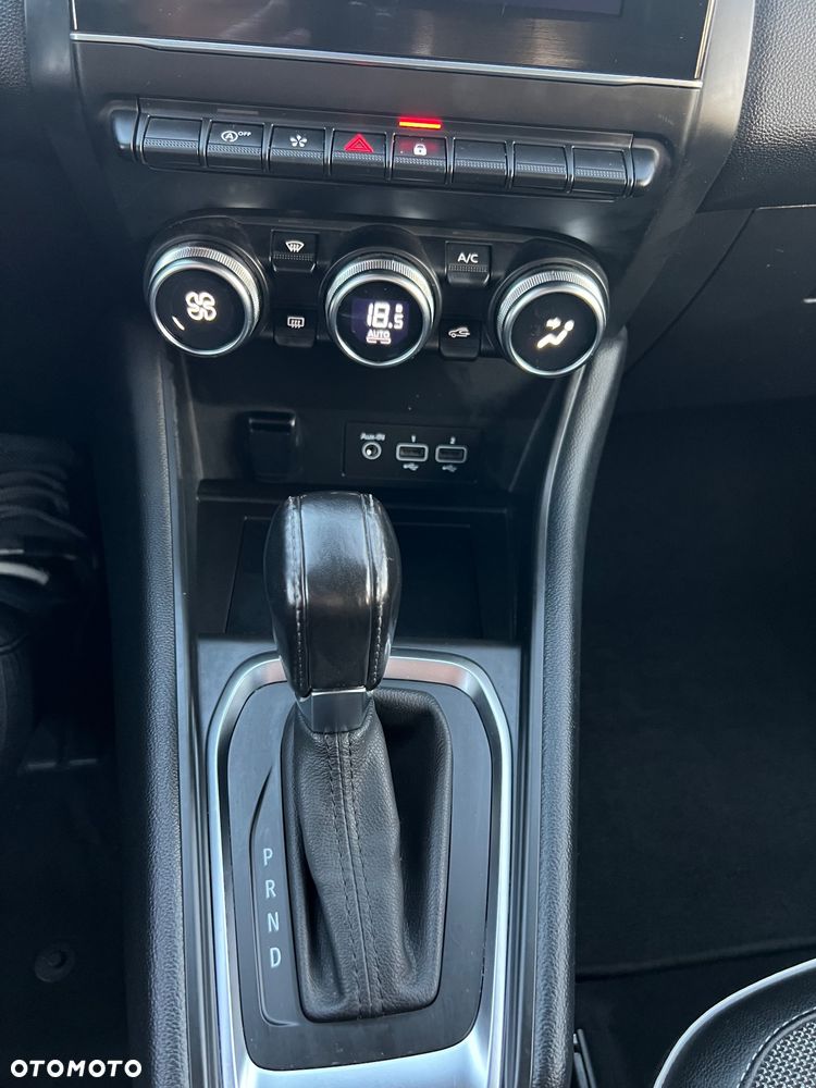 Renault Captur - 22