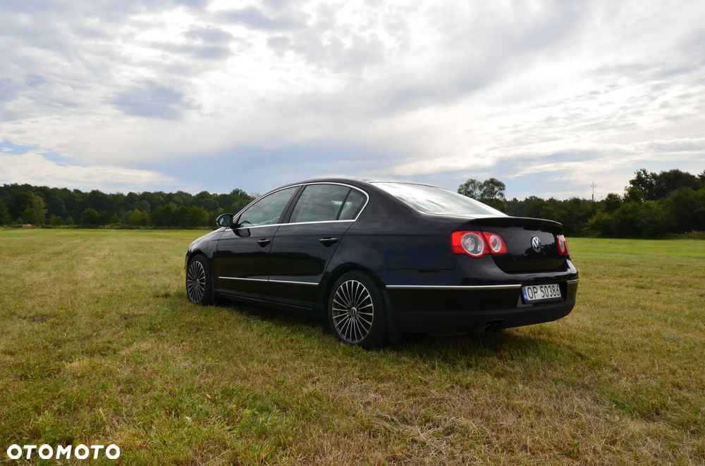 Volkswagen Passat 2.0 TDI DPF Highline - 2
