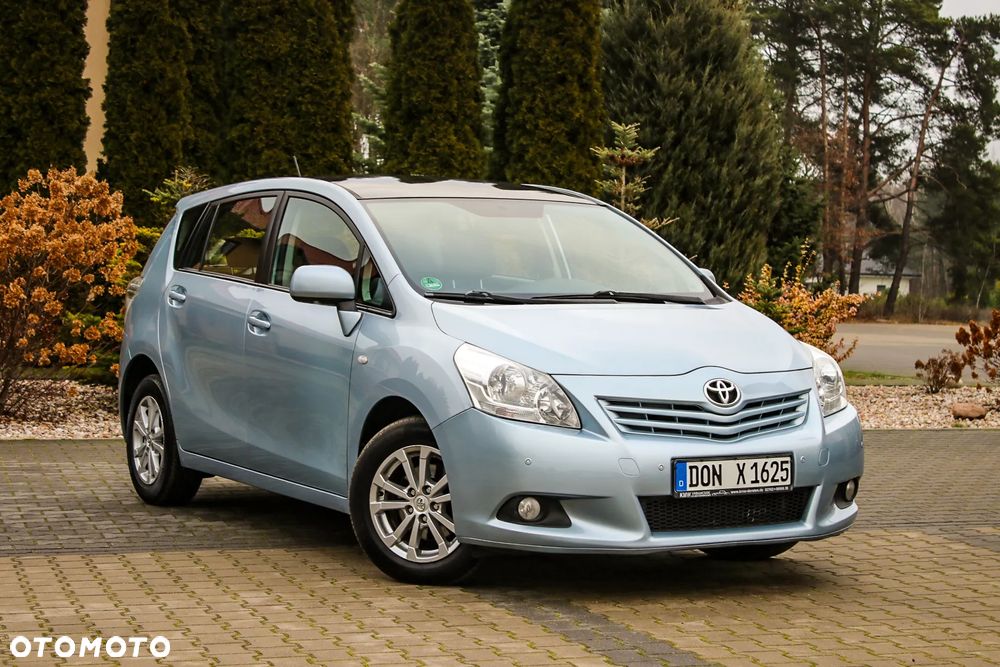 Toyota Verso 2.0 D-4D Executive - 4