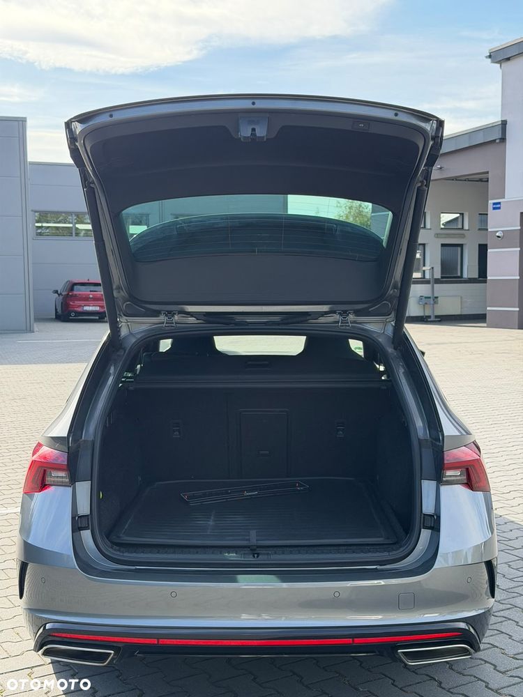 Skoda Octavia 2.0 TDI DSG RS Plus - 29