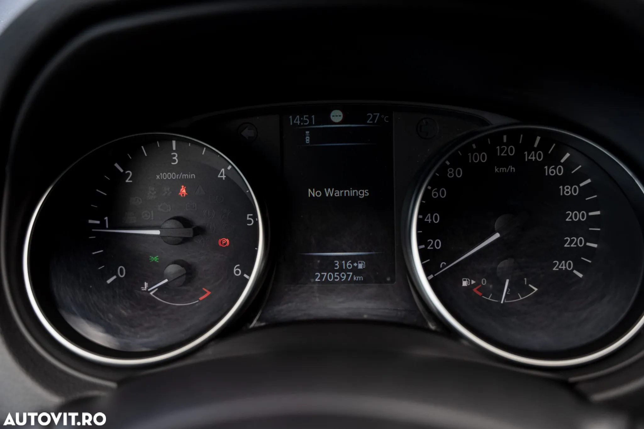 Nissan Qashqai 1.5 DCI TEKNA - 27