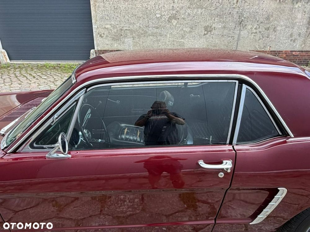 Ford Mustang - 18
