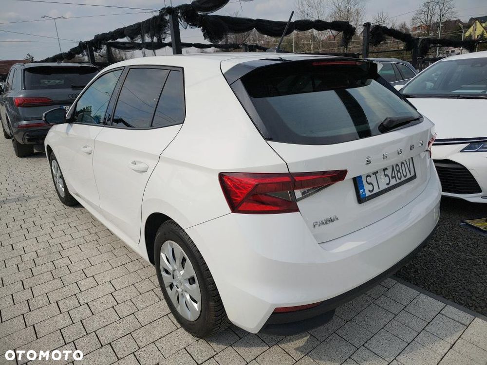 Skoda Fabia 1.0 Active - 4