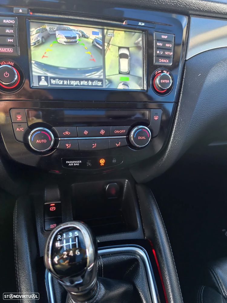 Nissan Qashqai 1.5 dCi Tekna Bose — fotografia 38