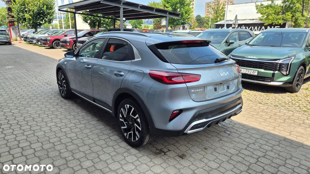 Kia XCeed 1.6 T-GDI M DCT - 4