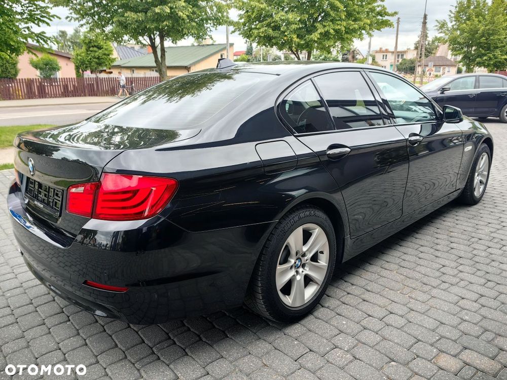 BMW Seria 5 525d - 4