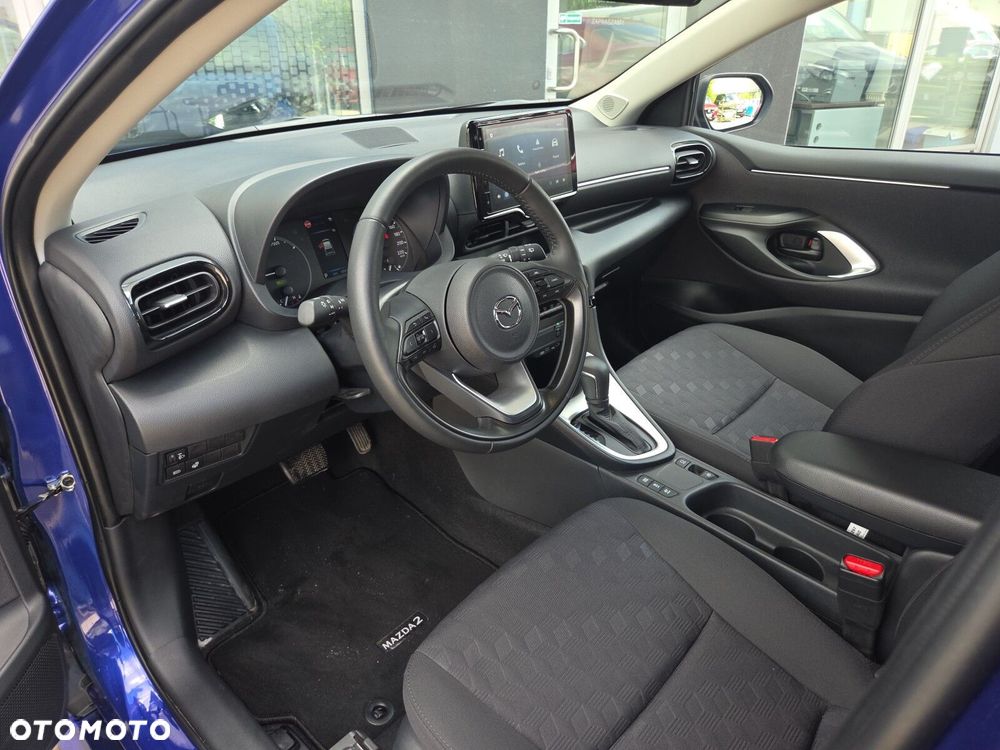 Mazda 2 - 10
