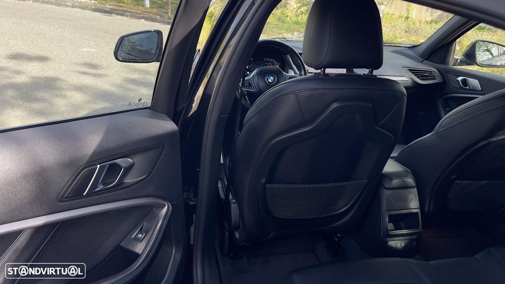 BMW 118 d Pack M Auto - 16