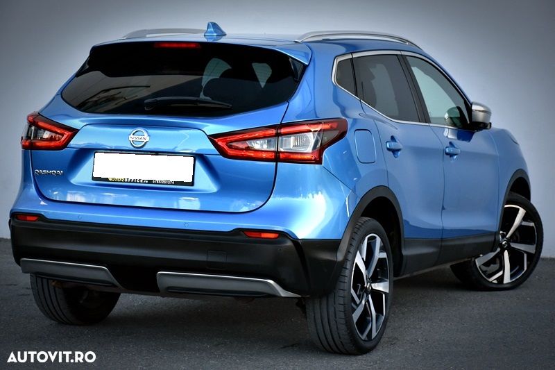 Nissan Qashqai 1.6 DCI Xtronic TEKNA+ - 10