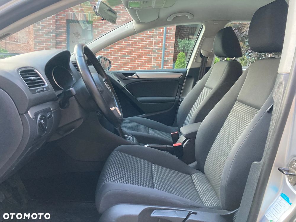 Volkswagen Golf 1.6 TDI DPF Trendline - 12