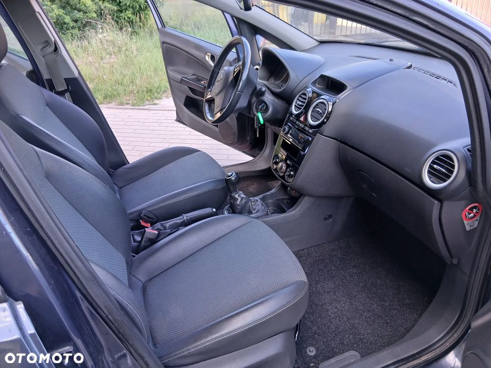 Opel Corsa 1.4 16V Innovation 110 Jahre - 25