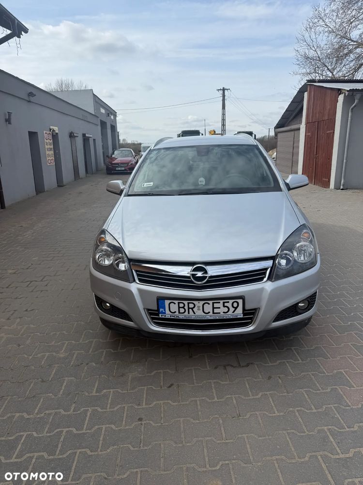 Opel Astra 1.7 CDTI - 8