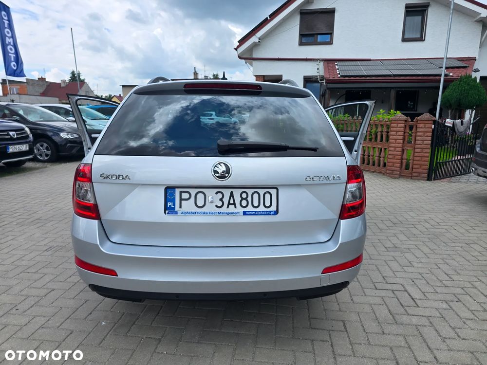 Skoda Octavia - 23