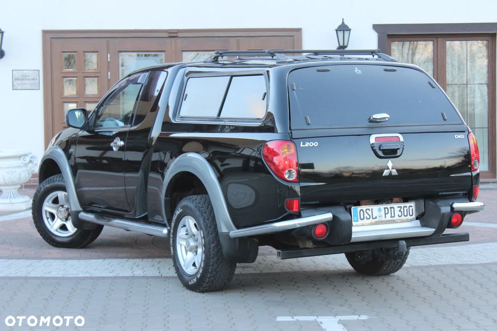 Mitsubishi L200 Pick Up 4x4 Intense Club Cab - 4