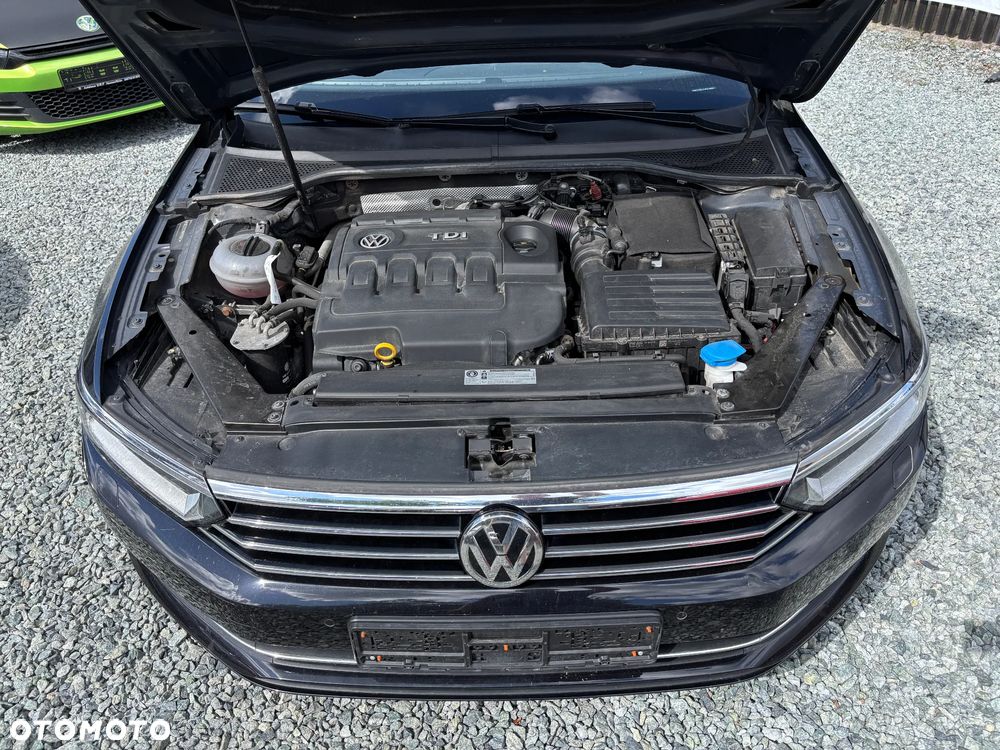 Volkswagen Passat Variant 2.0 TDI DSG (BlueMotion Technology) Comfortline - 38