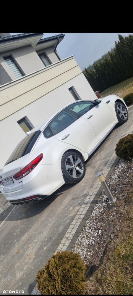 Kia Optima - 6
