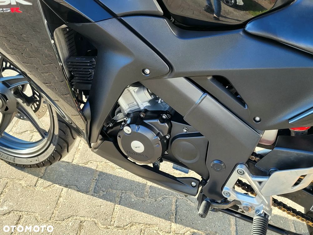 Honda CBR - 18