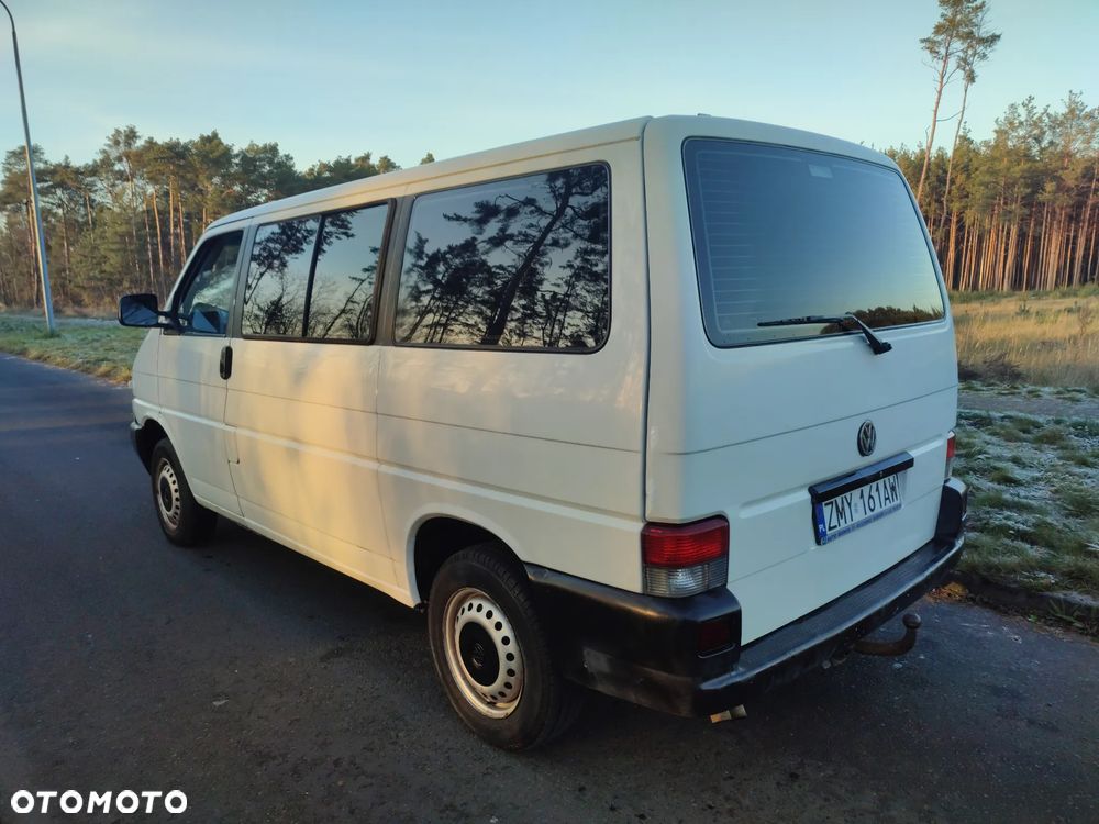 Volkswagen Transporter - 2