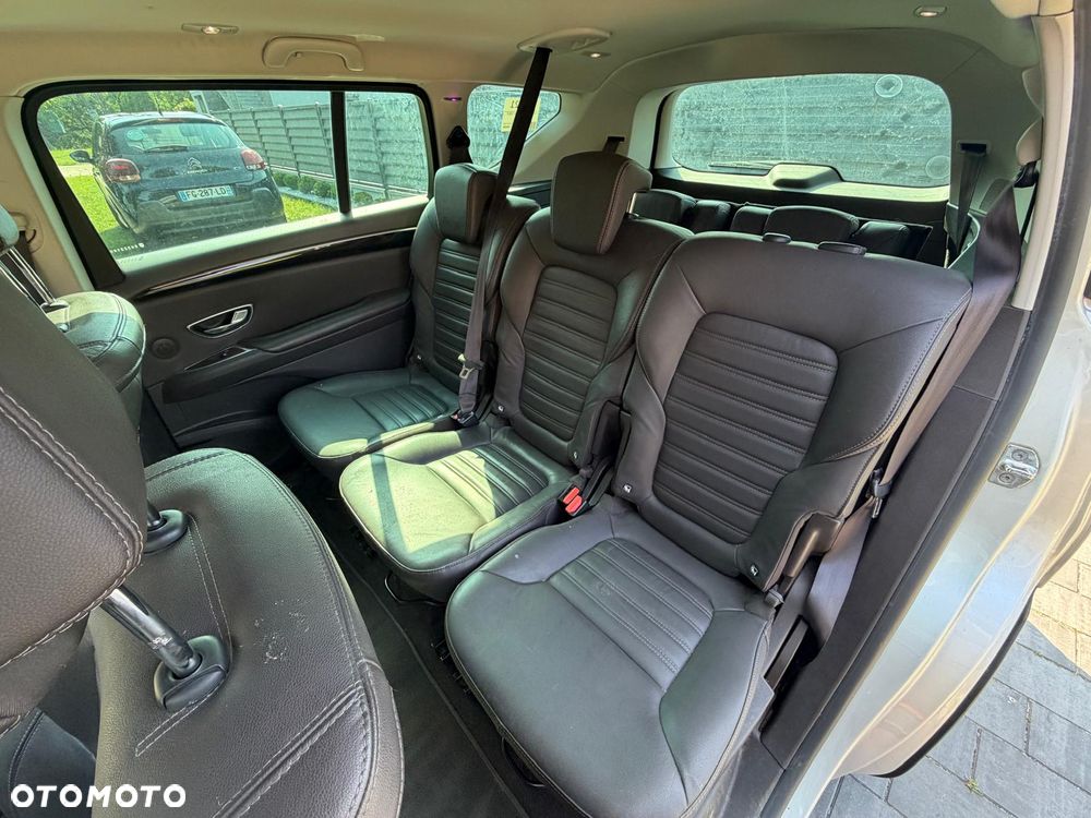Renault Espace 1.6 dCi Energy Initiale Paris EDC 7os - 17