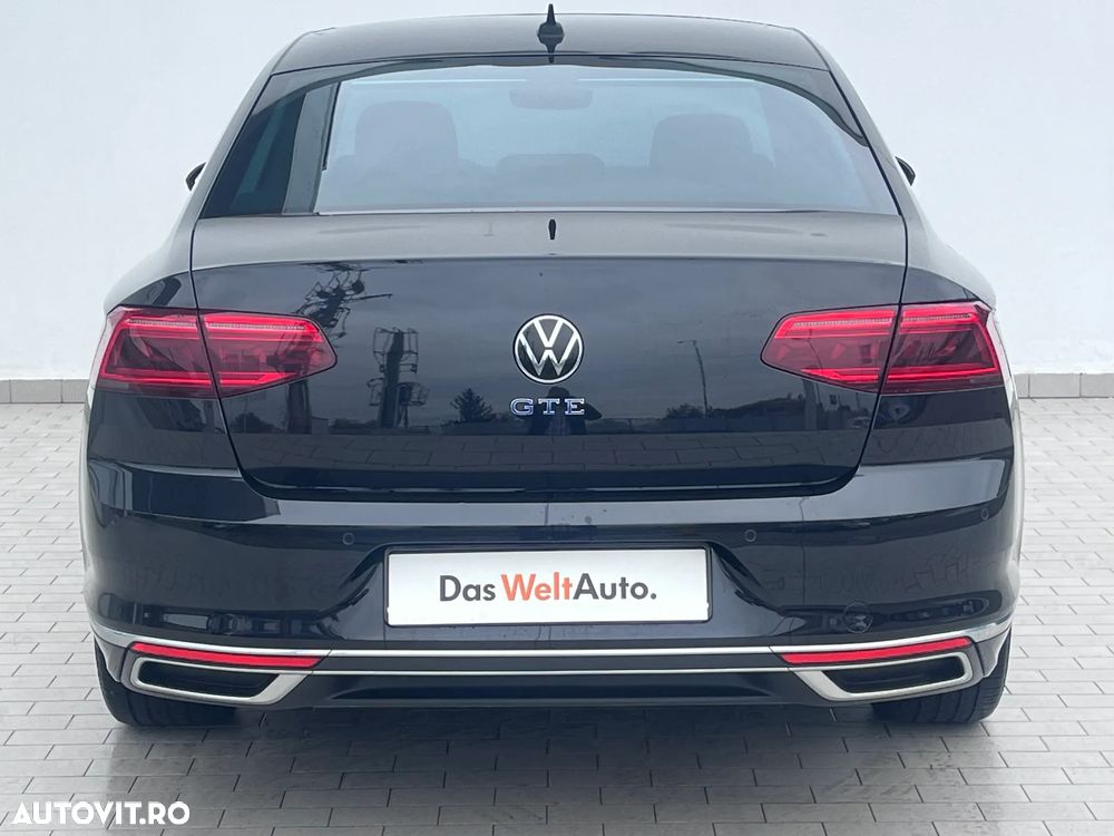 Volkswagen Passat GTE - 5