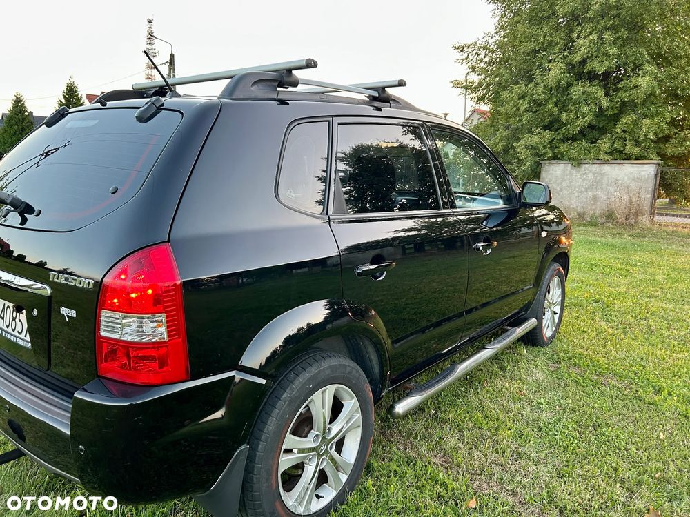Hyundai Tucson 2.0 Comfort 2WD - 2