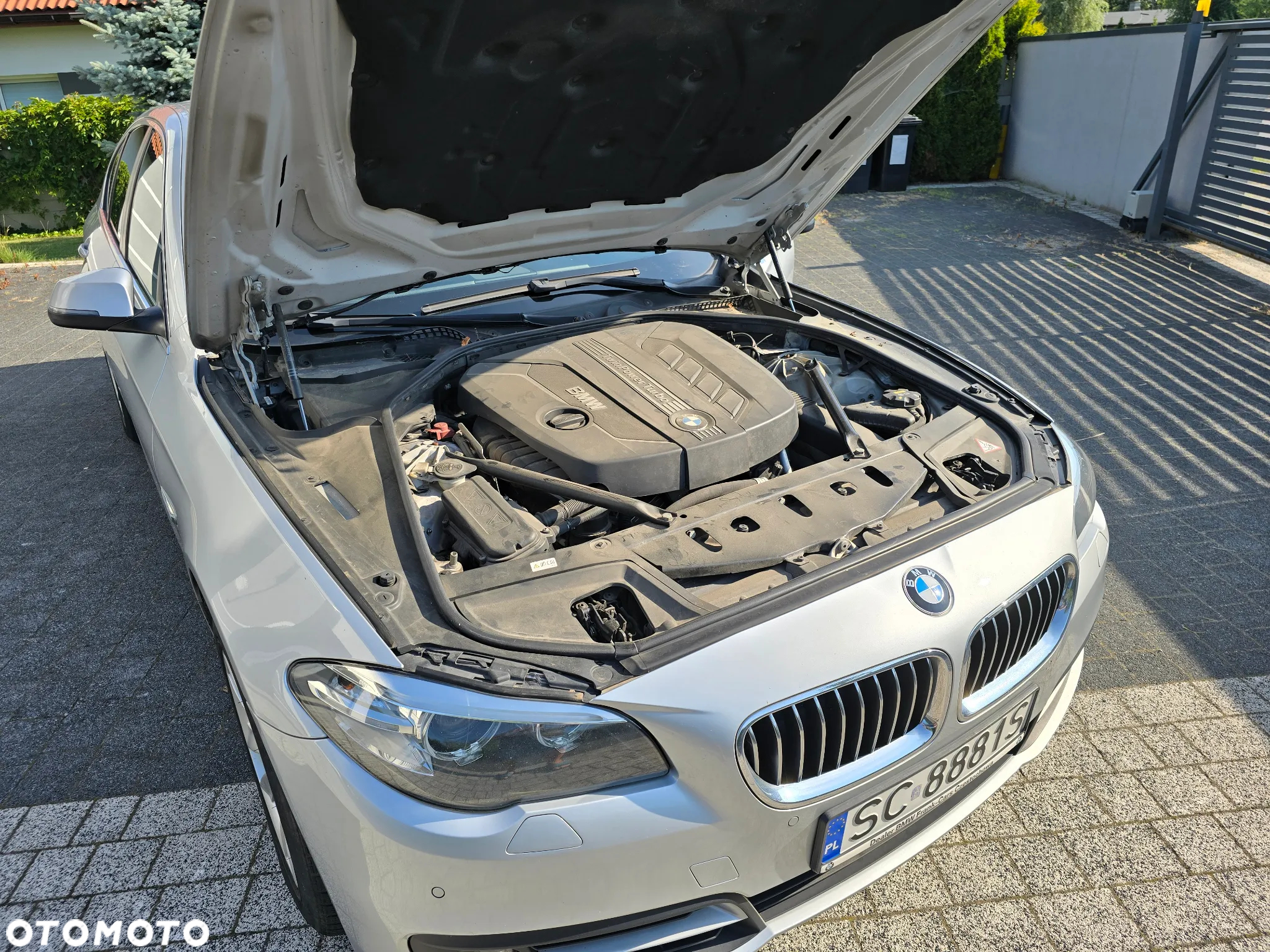BMW Seria 5 520d Luxury Line - 9