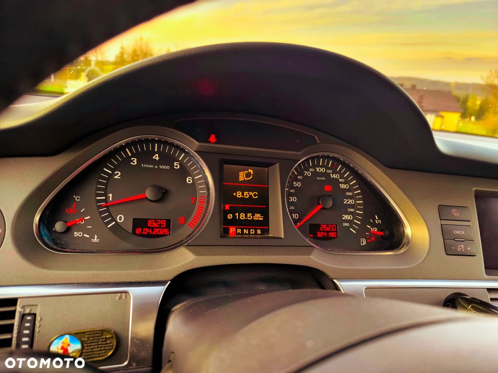 Audi A6 Avant 4.2 quattro tiptronic - 8