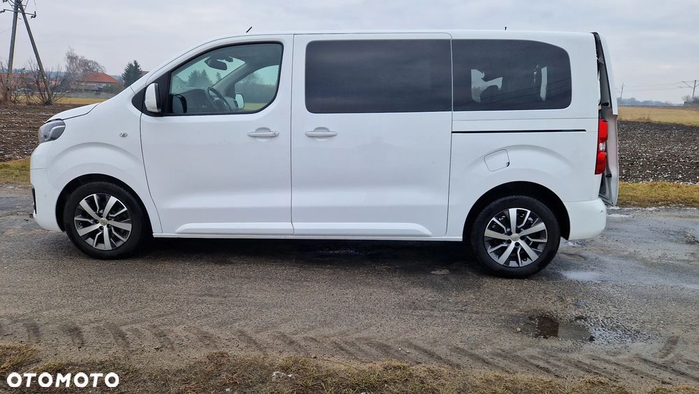 Toyota Proace Verso 2,0-l-D-4D L2 (8-Si.) Autm Team Deutschland - 12