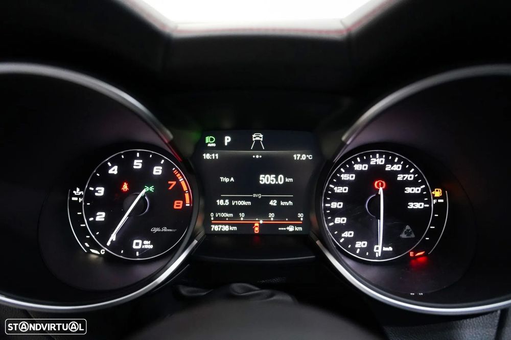 Alfa Romeo Stelvio 2.9 T Quadrifoglio AT8 Q4 - 9