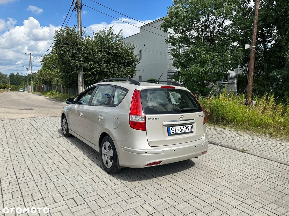 Hyundai i30 1.6 Classic + - 3