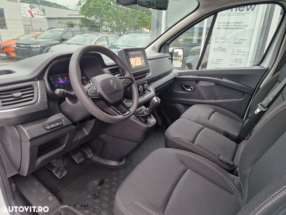 Renault Trafic 2.0 Blue dCi 150 S&S L2 8+1 Zen - 16