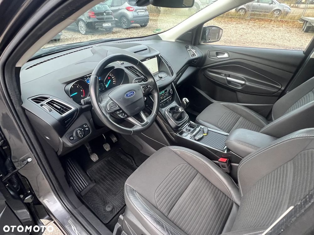 Ford Kuga 2.0 TDCi 4WD Titanium - 14