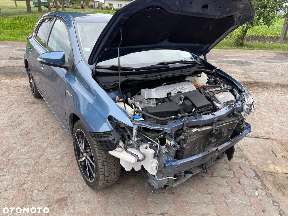 Toyota Auris 1.8 VVT-i Automatik Design Edition - 30