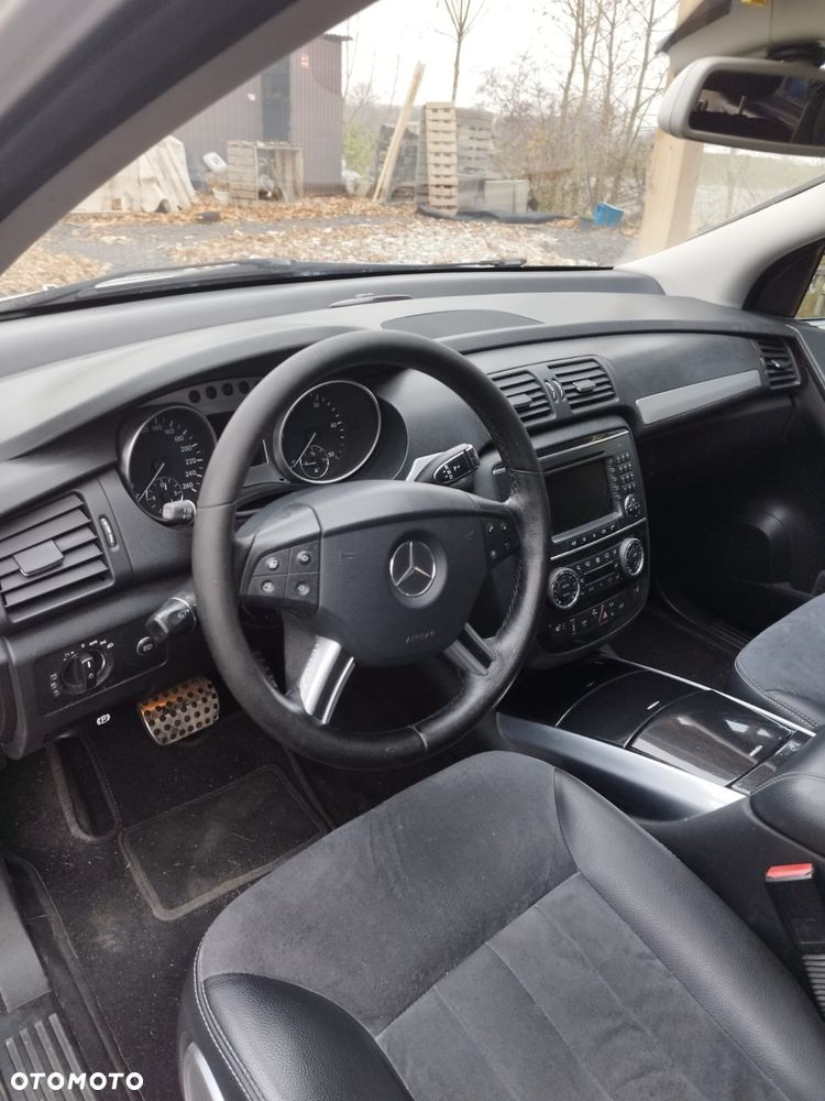 Mercedes-Benz Klasa R 320 CDI L 4Matic 7G-TRONIC DPF - 13