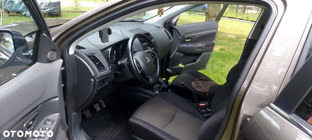 Mitsubishi ASX 1.6 2WD Diamant Edition - 18