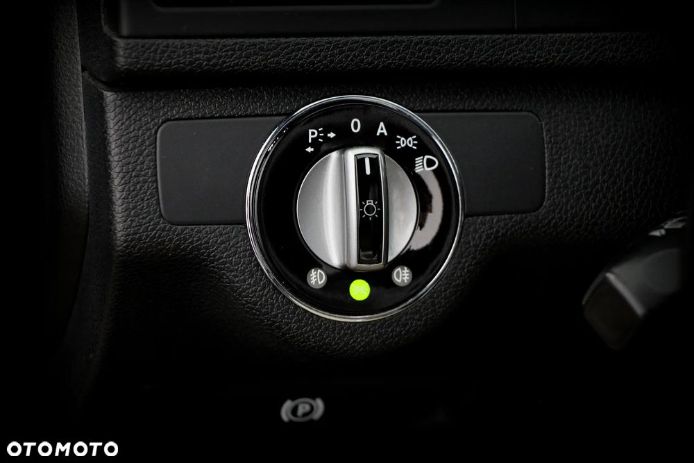 Mercedes-Benz Klasa C 280 7G-TRONIC Avantgarde - 23